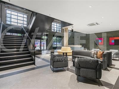 SUPER LOBBY